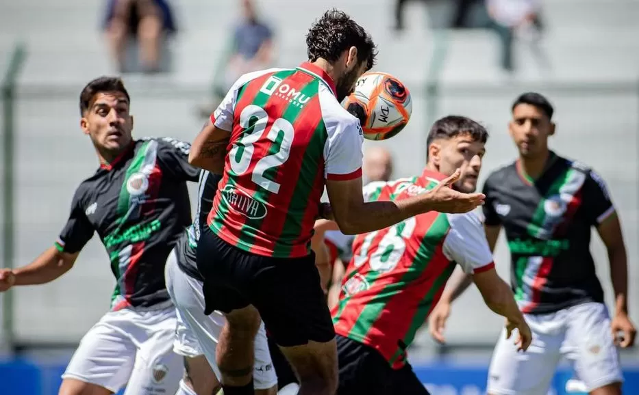 Imagen de Segunda: Deportivo Maldonado y Colón empataron 1-1 en la ida de semifinales por el ascenso