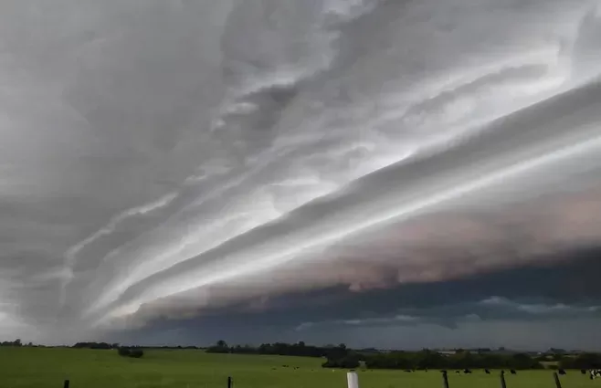 Imagen de Gran parte del país bajo advertencias naranja y amarilla de Inumet por tormentas fuertes y severas