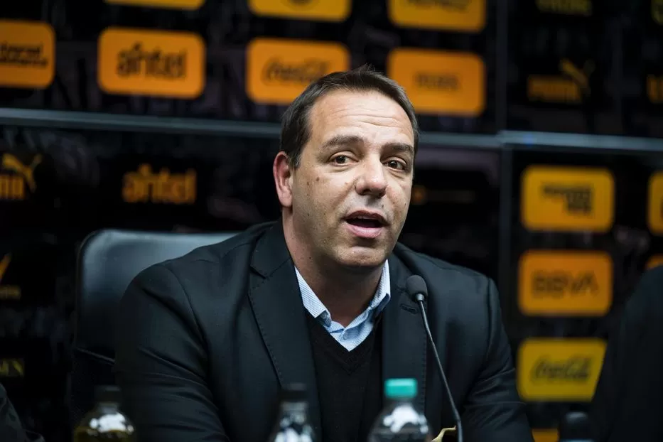 Imagen de Ruglio: La gestión económica de Peñarol y las deudas millonarias de AUF y Nacional